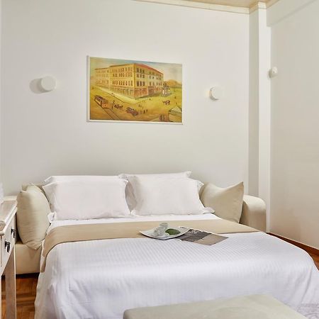 Modern And Cozy Apartment In The Centre Of Atena Exterior foto